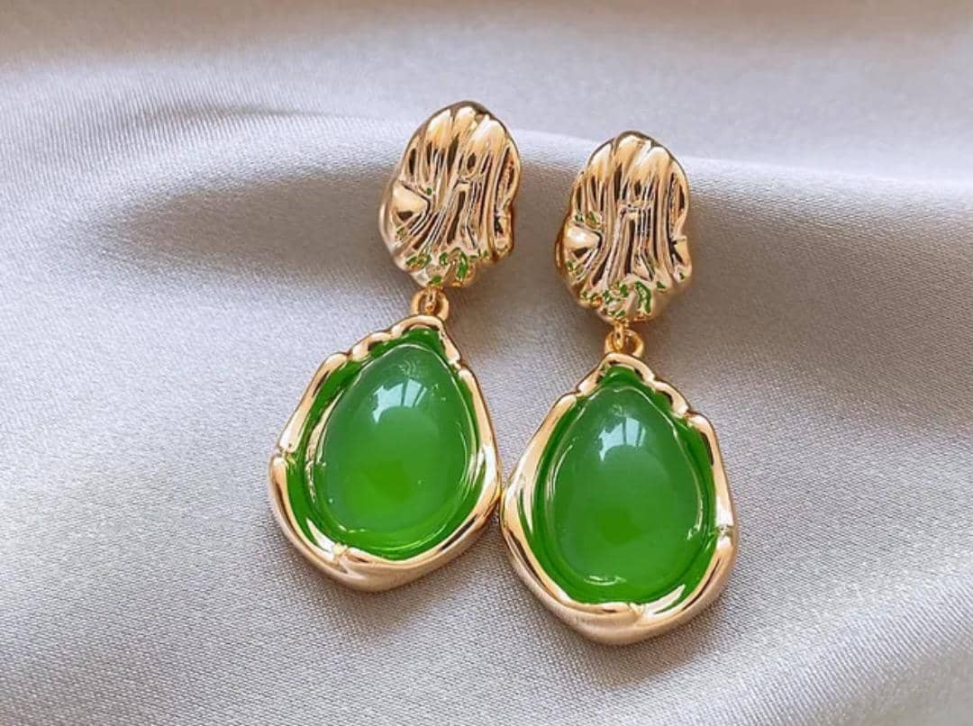 boucles d'oreilles goutte d'eau jade vert Éclatant | plaqué or | Élégantes boucles d'oreilles goutte d'eau jade vert Éclatant | plaqué or | Élégantes